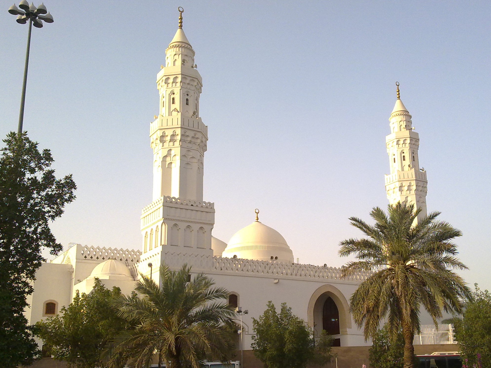 Masjid Al-Qiblatain